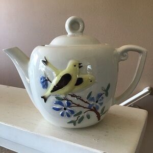 Vintage Porcelier Vitreous USA Bird Teapot